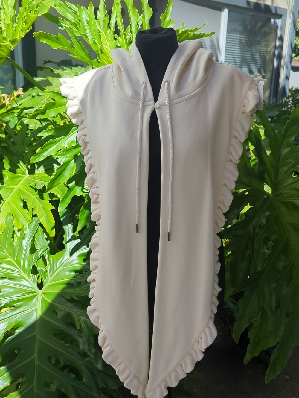 Women’s Puma Fenty Poncho Cream Ruffle NWT Retails For $100